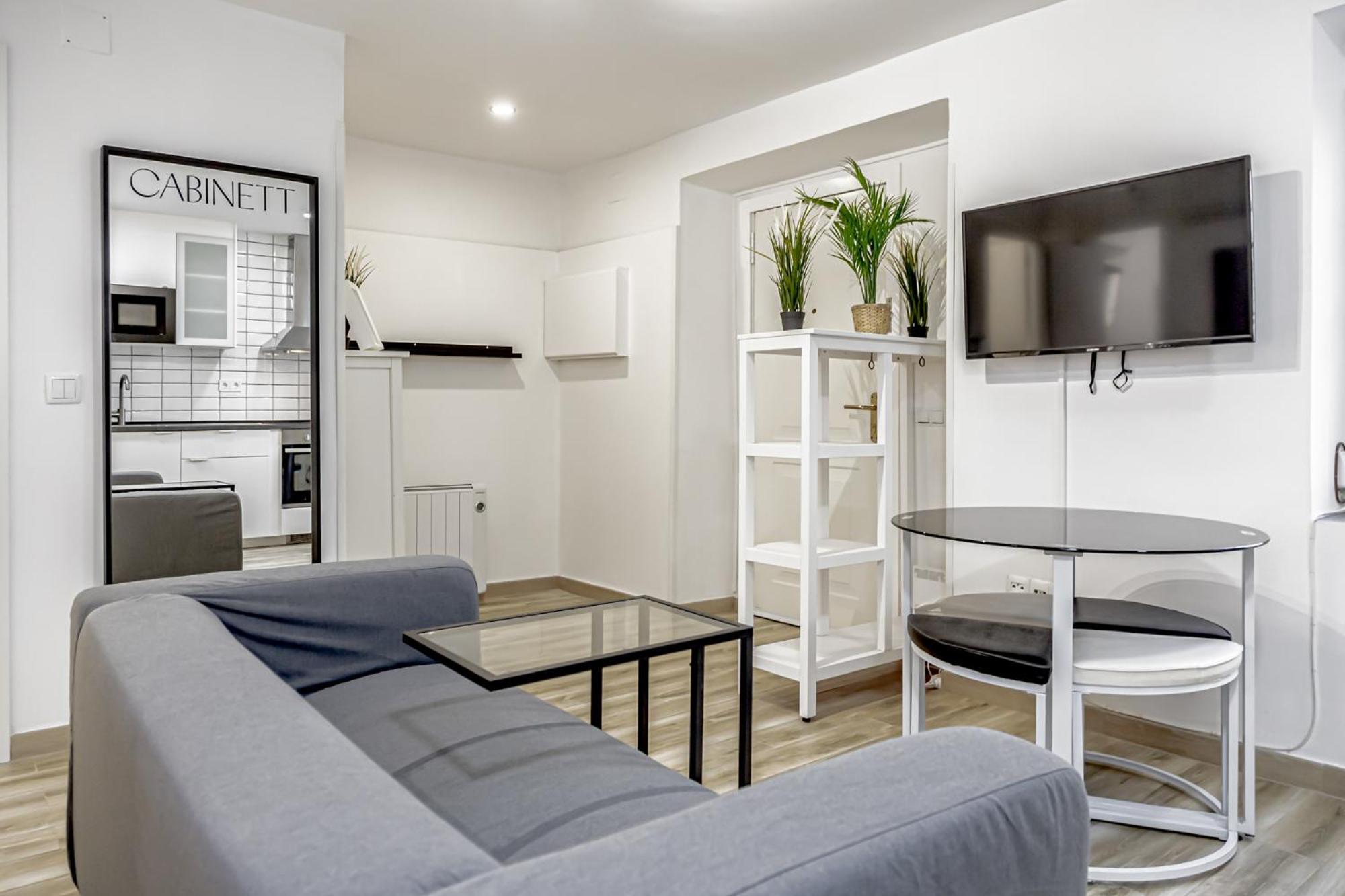 Apartamentos Pensamiento Madrid Exterior photo